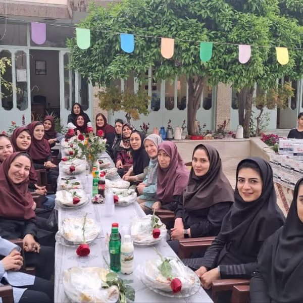 روز معلم در مدرسه دخترانه متوسطه اول اطهار