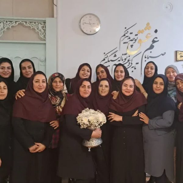 روز معلم در مدرسه دخترانه متوسطه اول اطهار