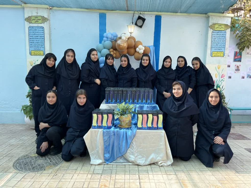 انتخابات شورای دانش آموزی مدرسه دخترانه اطهار