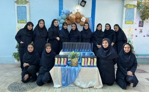 انتخابات شورای دانش آموزی مدرسه دخترانه اطهار