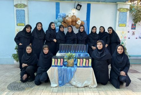 انتخابات شورای دانش آموزی مدرسه دخترانه اطهار
